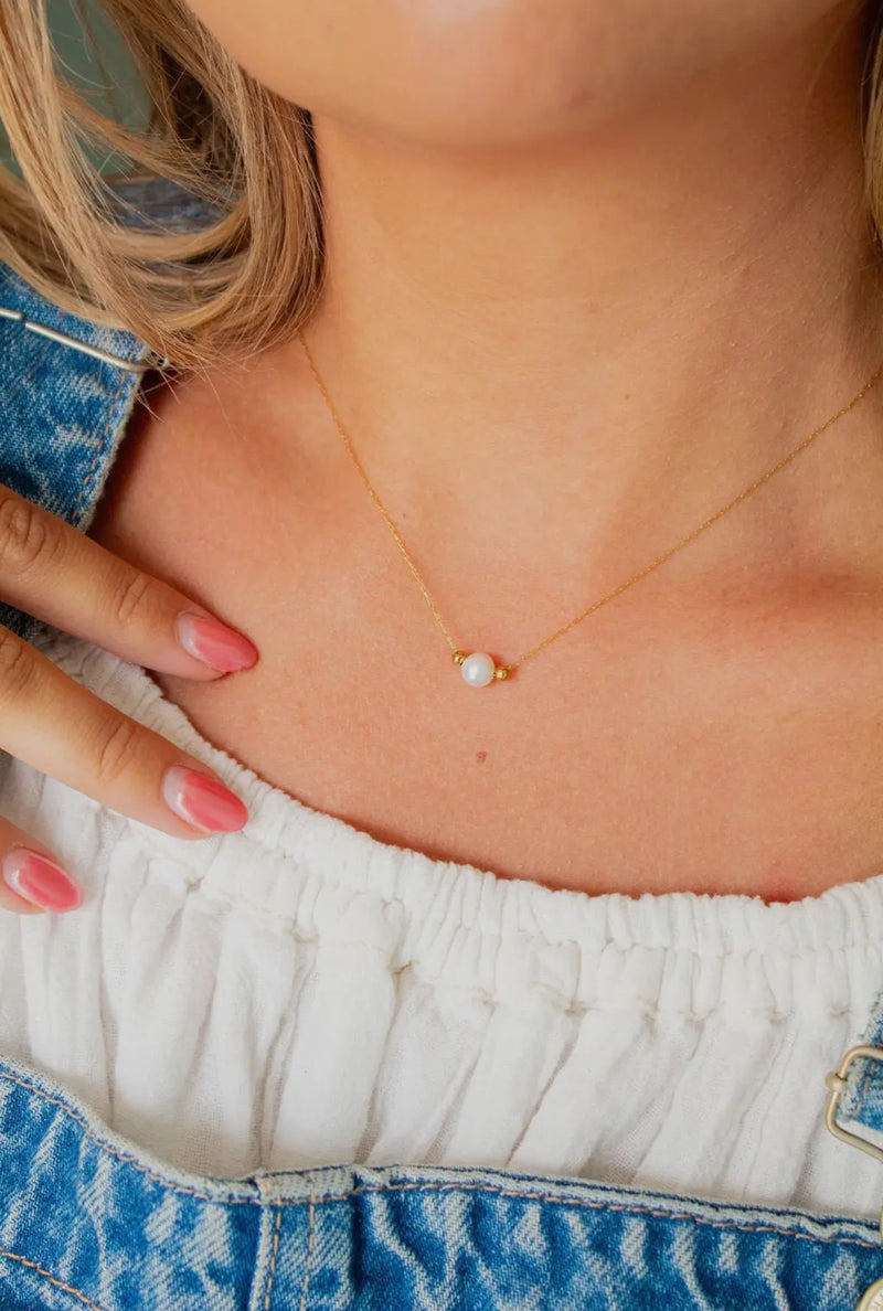 pearl necklace